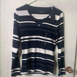 Tommy Hilfiger Women's Navy and White Striped Long Sleeve Top
